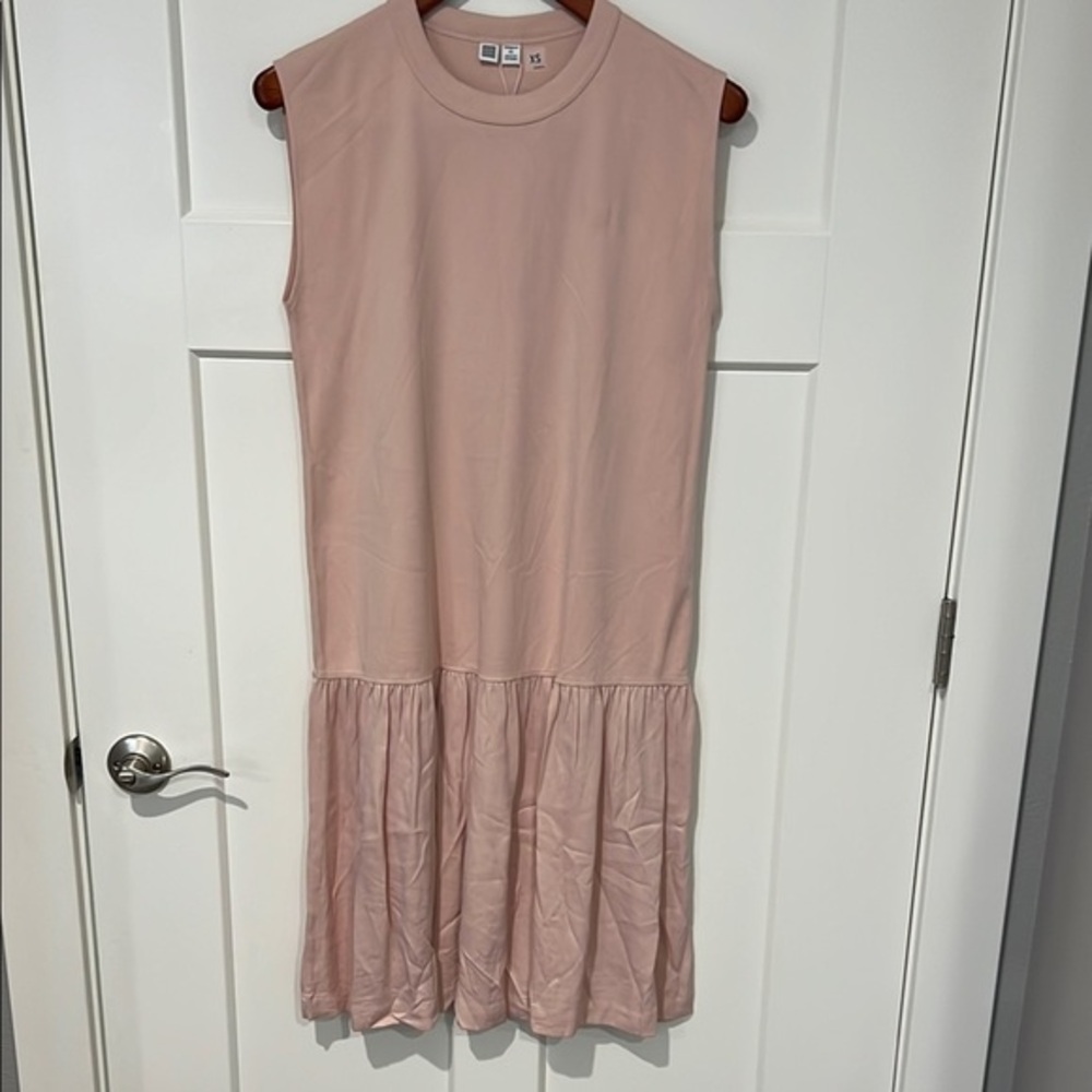 NWT Uniqlo Sleeveless Pink Dress Sz XS